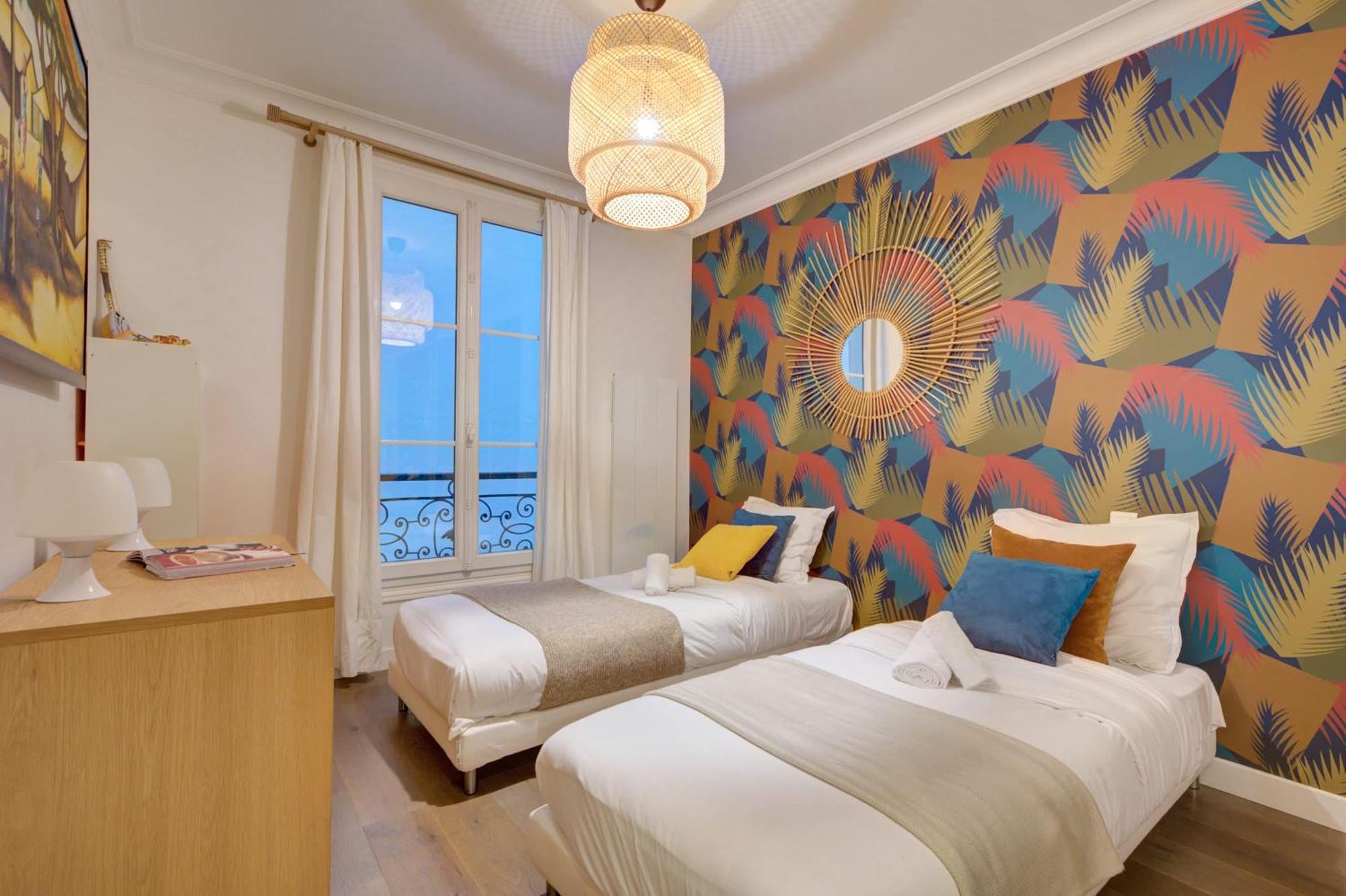 Arc De Triomphe & Theatre Marigny - 3br - Cityapartmentstay * Parijs